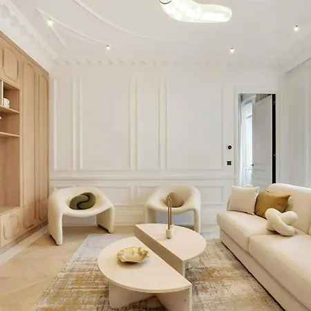 Quiet And Central